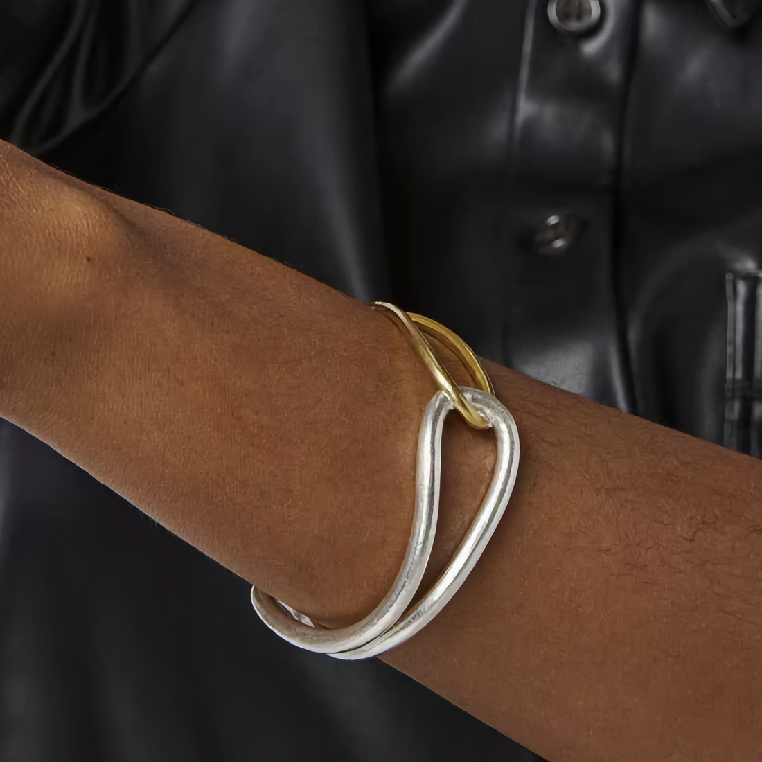 Noria Two Tone Gold Bangle