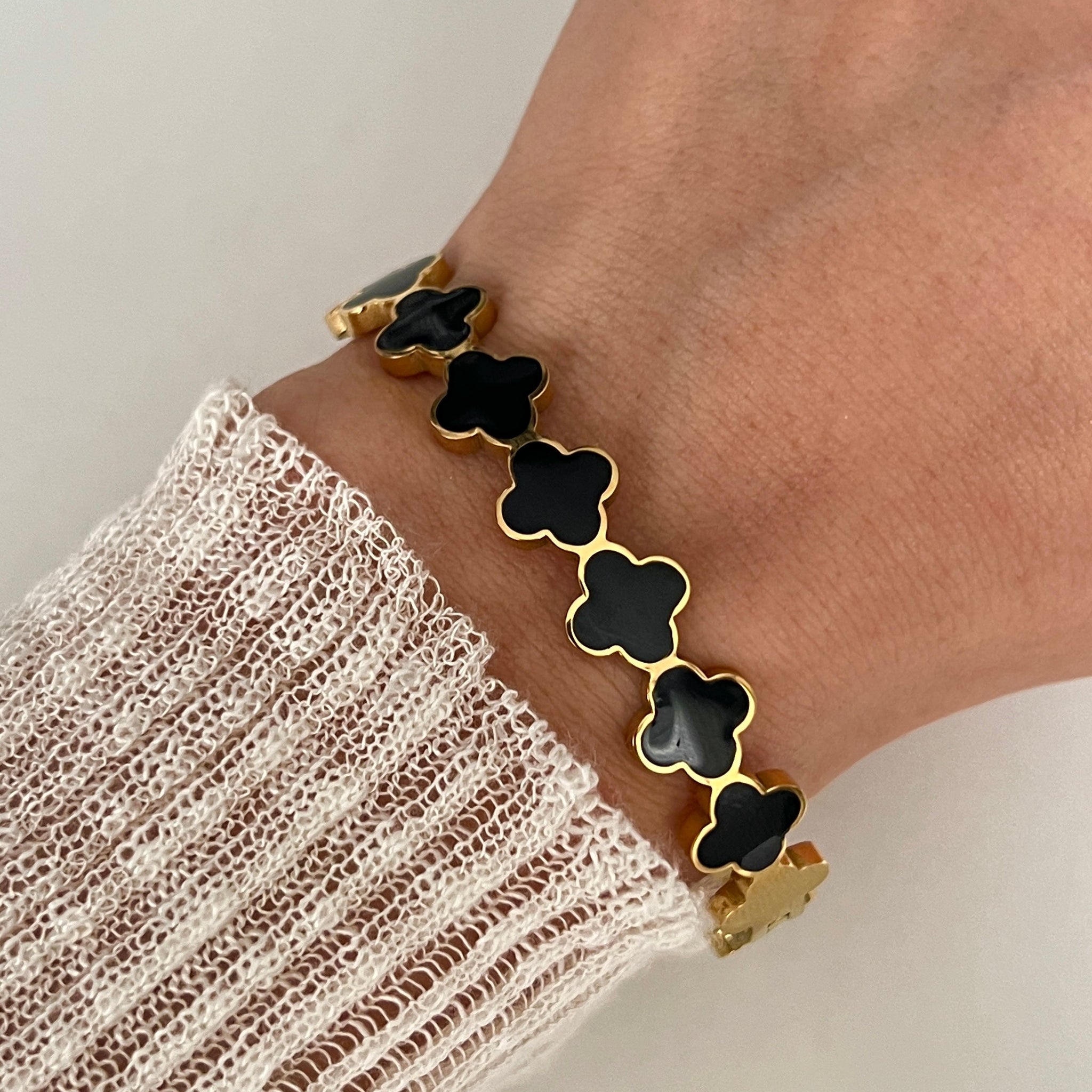 PULSERA TRÉBOL ZARA