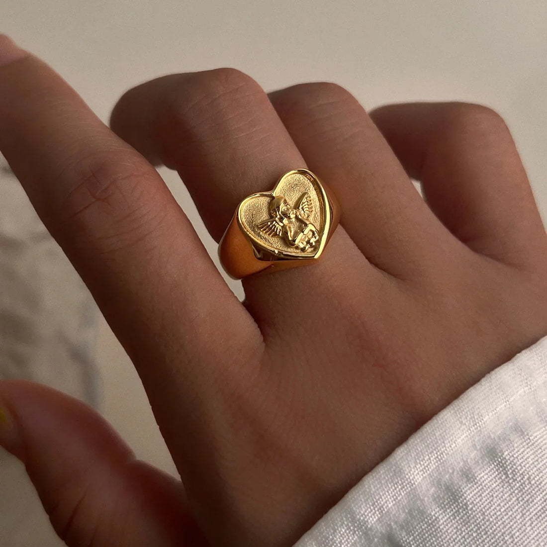 Anillo de oro de Cupido