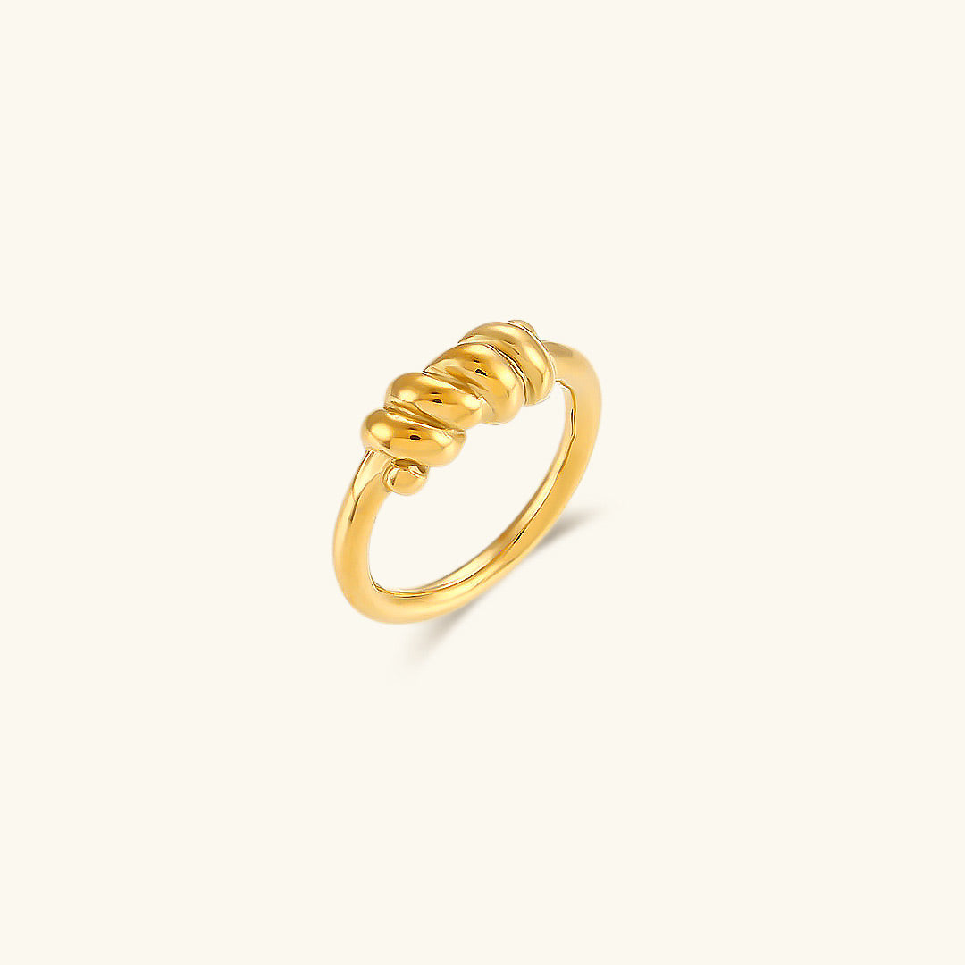 Anillo de oro Lacrima