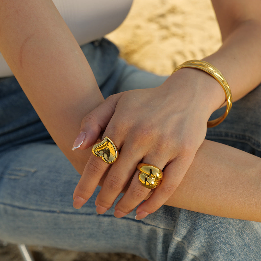 Anillo de oro Delia