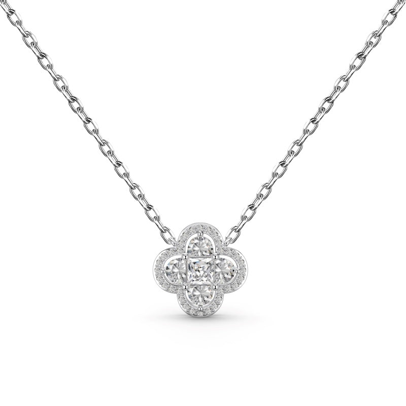 LUCKY CLOVER NECKLACE