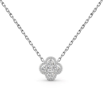 LUCKY CLOVER NECKLACE