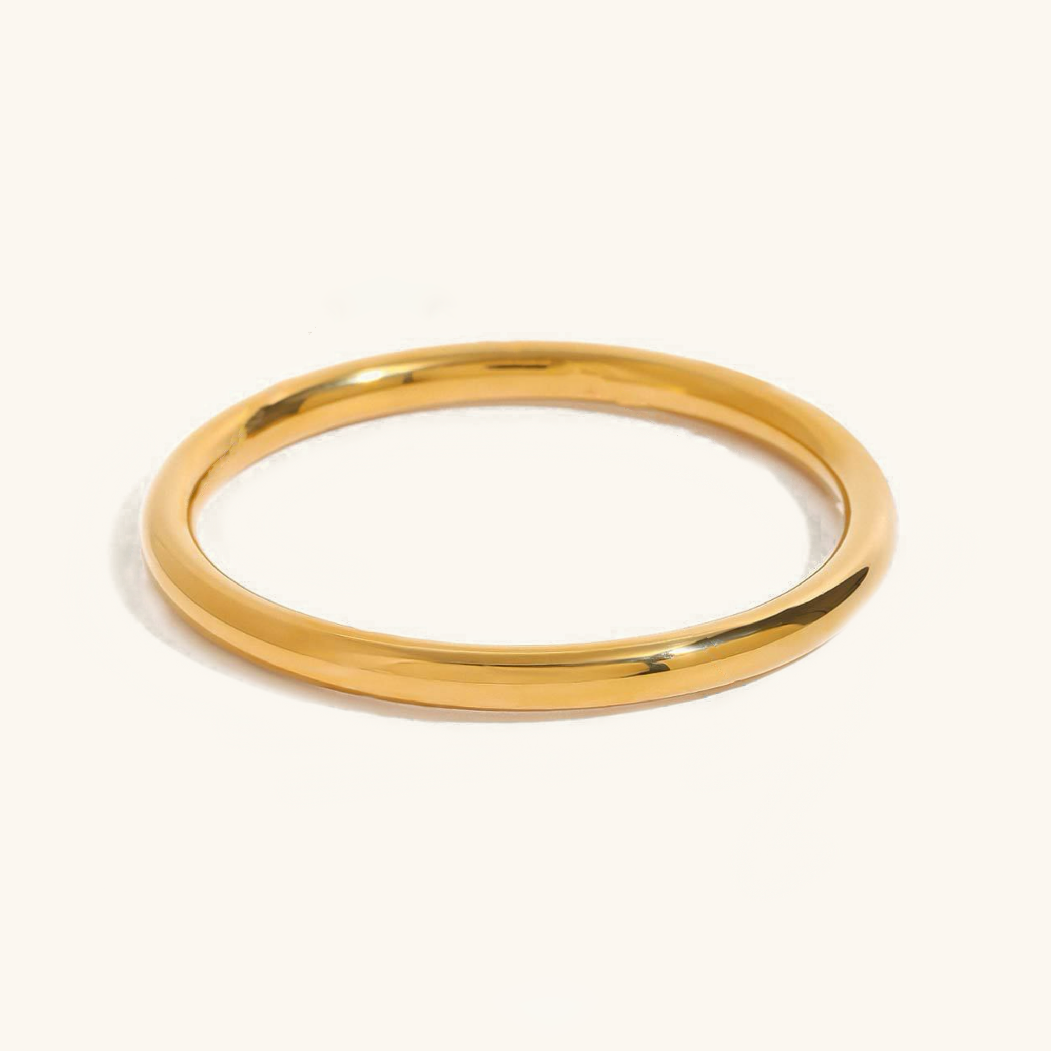 Lina Smooth Gold Bangle