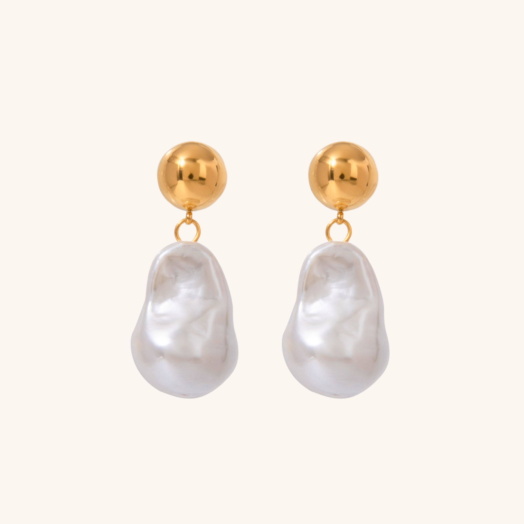 Ariana Chunky Pearl Drop Earrings